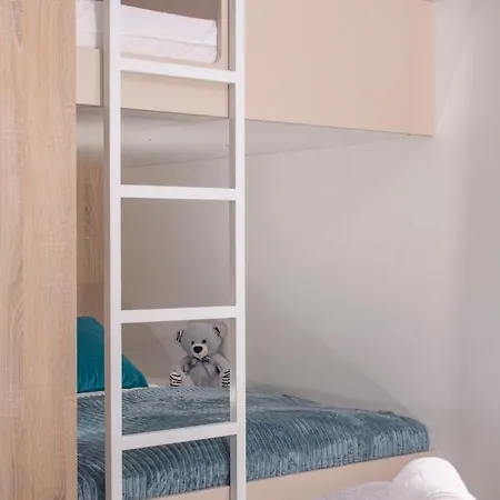 Апартаменты Aquamarine